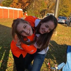 Meet your Posher, Shelbie